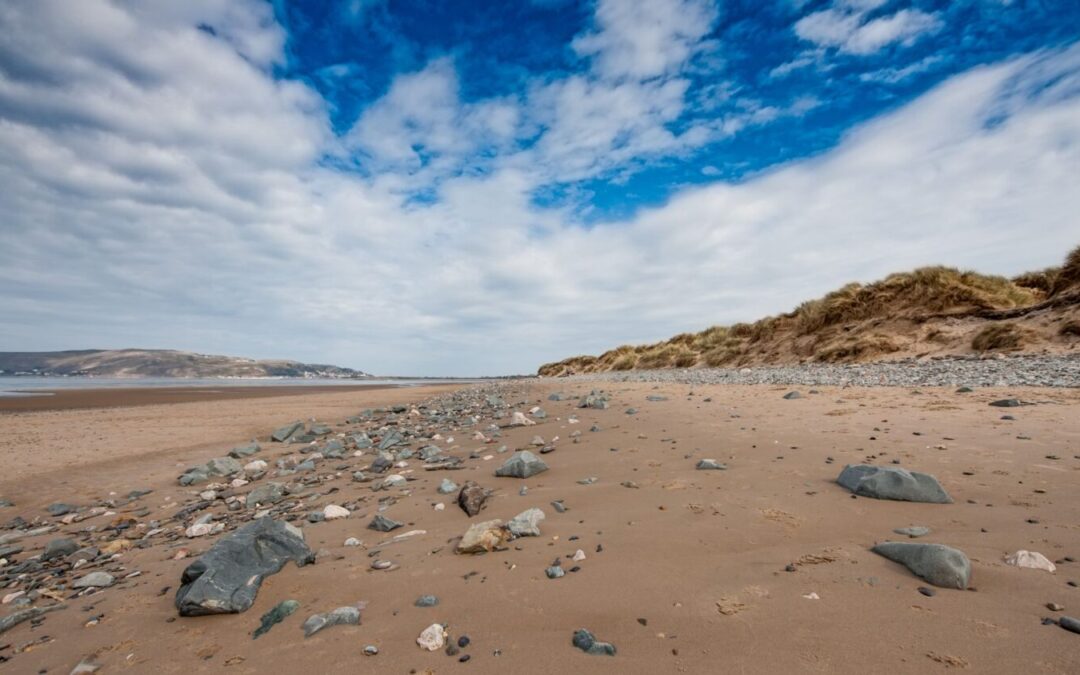 How a Seaside Holiday Can Improve Your Wellbeing